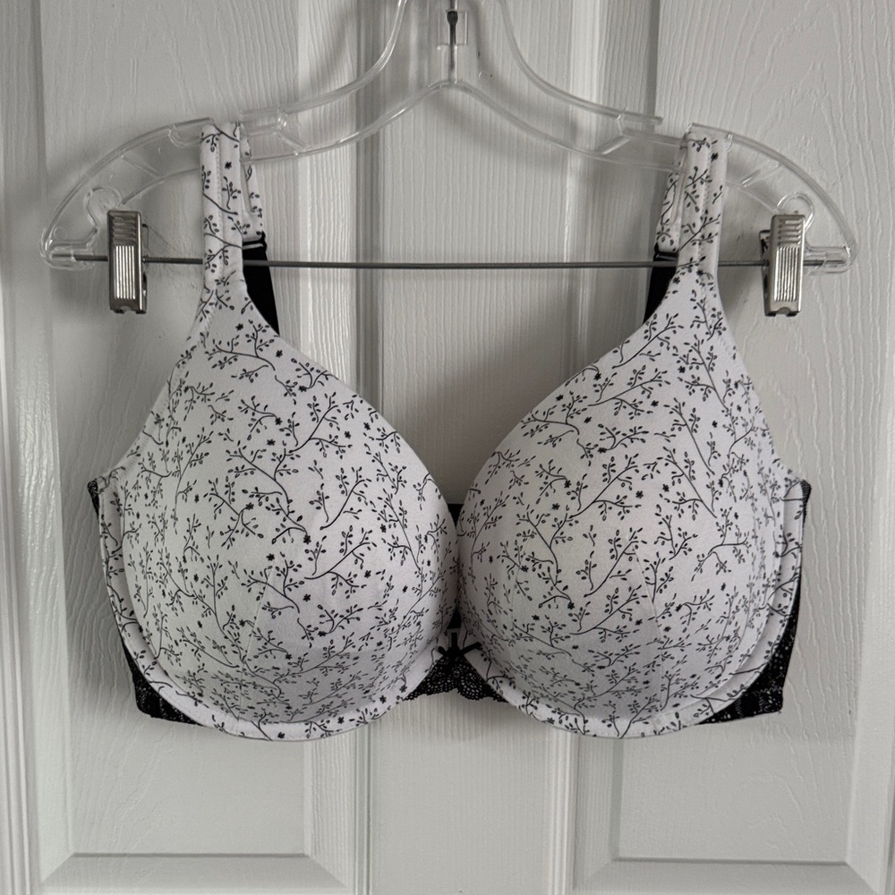 Cacique Black and White Floral Bra